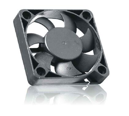 散熱風扇規格選擇.jpg 散熱風扇規格選擇.jpg