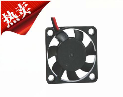 汽車散熱風(fēng)扇在什么情況下會啟動.jpg 汽車散熱風(fēng)扇在什么情況下會啟動.jpg