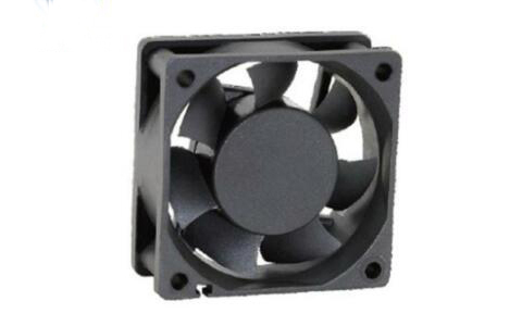 深圳散熱風(fēng)扇1.jpg 深圳散熱風(fēng)扇1.jpg